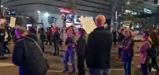 Keluarga tahanan Israel berdemonstrasi di Tel Aviv menuntut kesepakatan pertukaran.