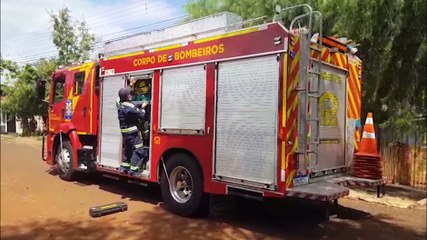 "Cão DJ" é resgatado pelos Bombeiros após ficar preso dentro de caixa de som