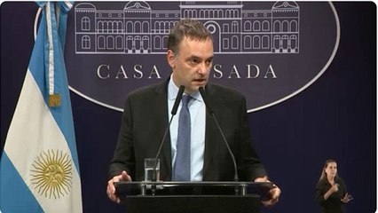 Adorni sobre los programas que financia Kicillof