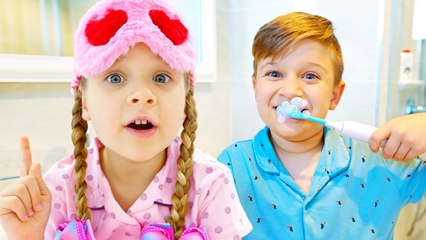 Diana and Roma Family Fun Adventures - Compilation video