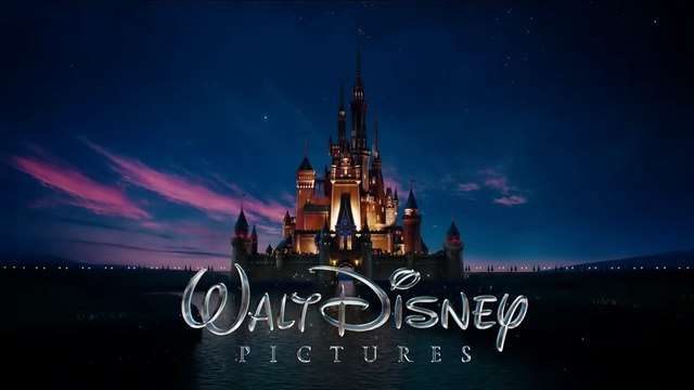 Alice au pays des merveilles Bande-annonce (EN)