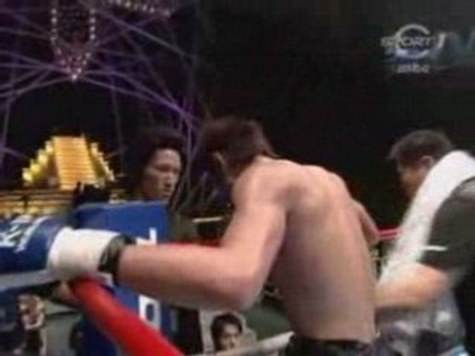 Buakaw vs Yoshihiro Sato II（2-2）