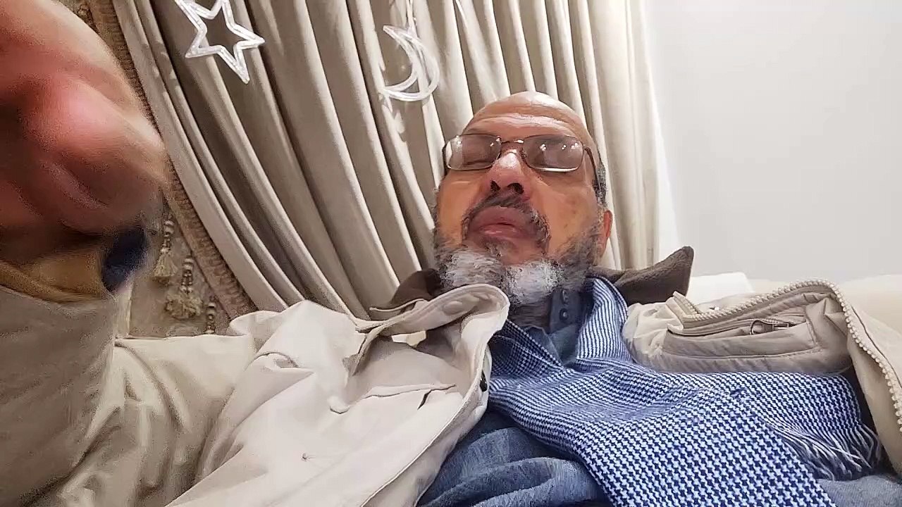 التواء في الكاحل o