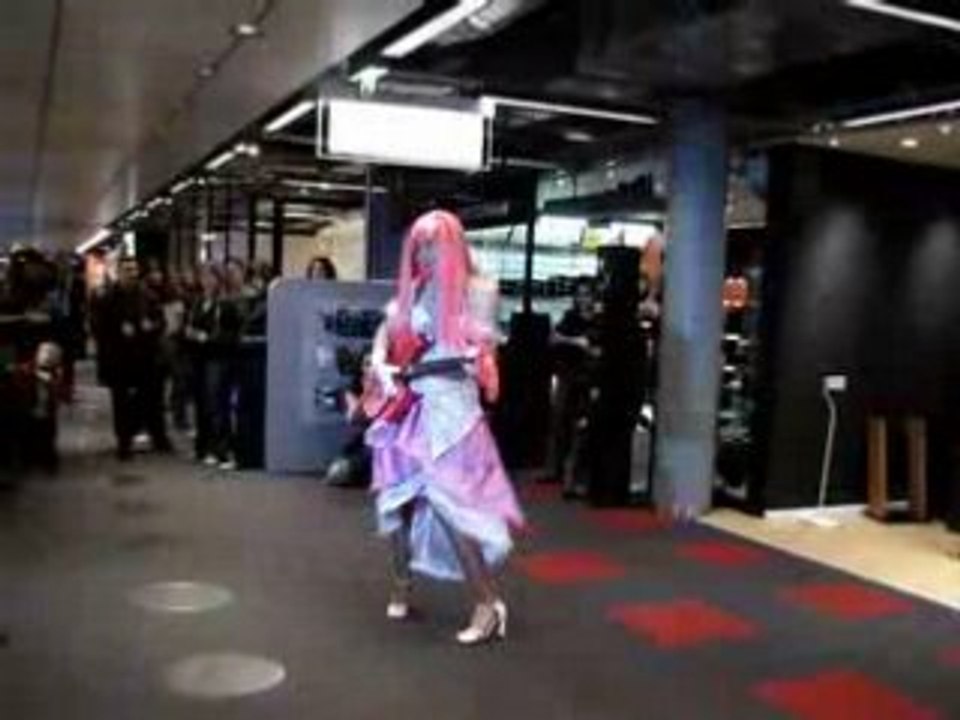Cosplay de la fnac Odéon ~~ 003