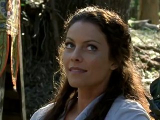 [S03.E02] The Lost World (En Español) - The Travelers