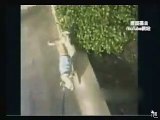 Funny animal stunt! Inverted legs lift the dog pee