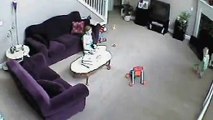 Insane Attack Cat Goes Crazy On Babysitter