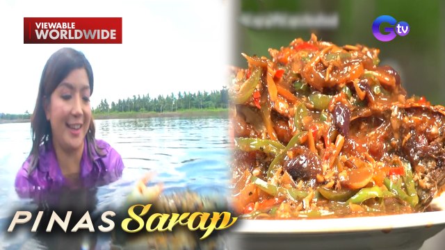 Kara David, lumusong sa brackish water sa bayan ng Capiz para manghuli ng mudcrabs! | Pinas Sarap