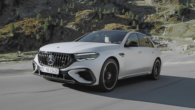 Mercedes-AMG E 53 HYBRID 4MATIC+ Saloon Driving Video