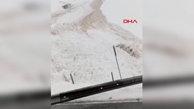 3 aydır kapalı tutulan Van-Bahçesaray kara yoluna çığ düştü