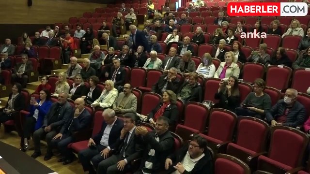 İzmir Büyükşehir Belediye Başkanı Tunç Soyer, Atatürkçü Düşünce Derneği'nin düzenlediği söyleşiye katıldı