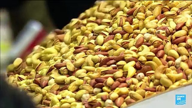 Iranians tighten belts for Persian New Year festivities