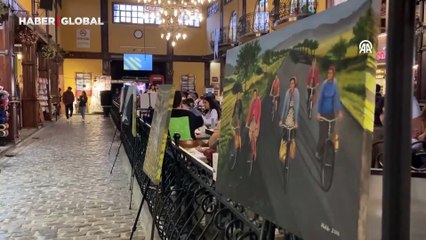 Eskişehirli baba cinayete kurban giden kızının yarım kalan hayallerini resmetti