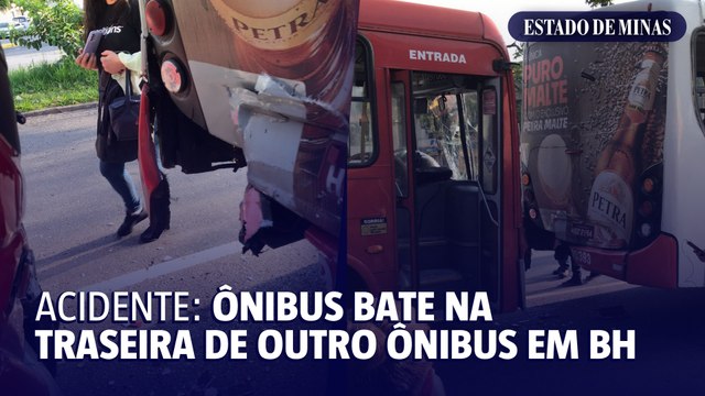 Ônibus colide com a traseira de outro ônibus na Região Oeste