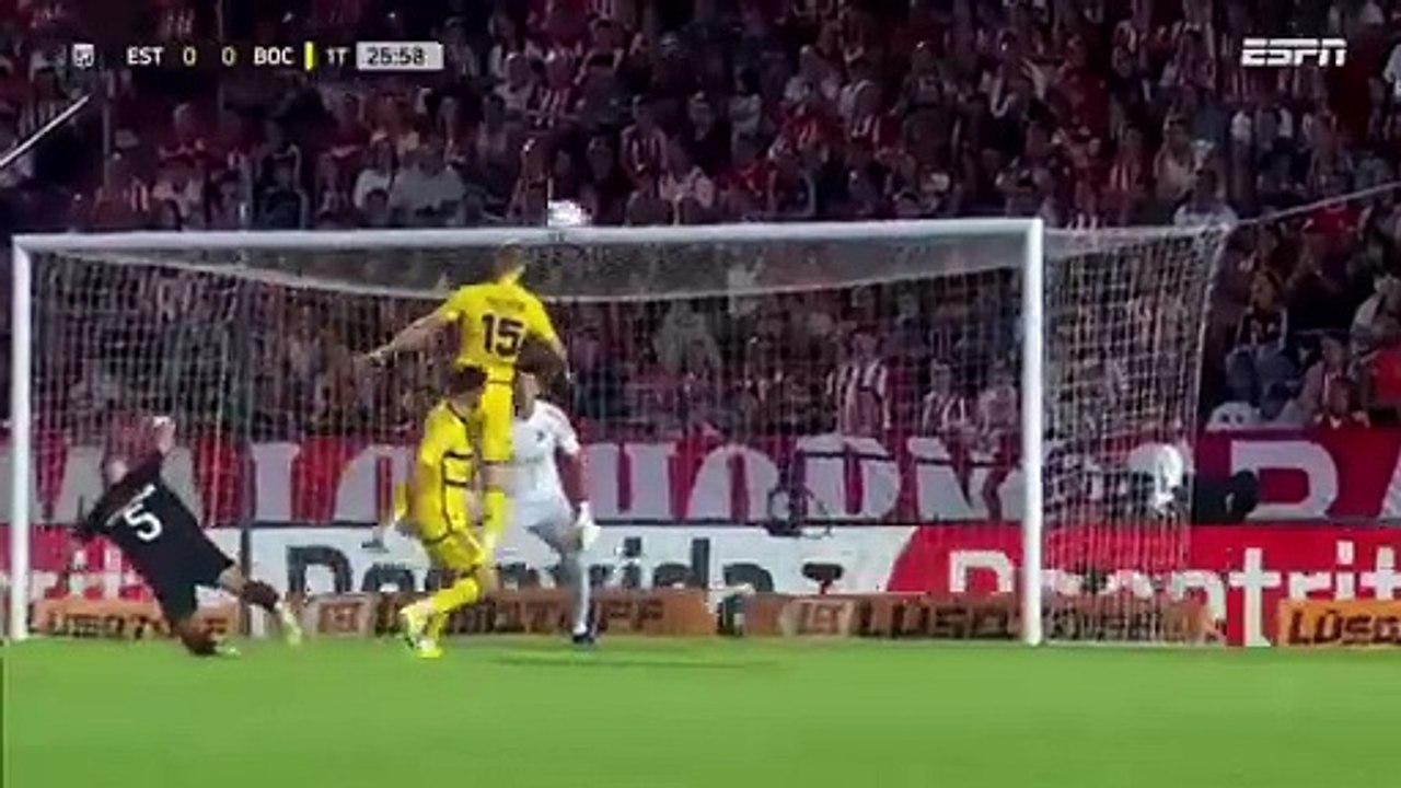 Un jeune joueur de foot de 24 ans fait une crise d'épilepsie en plein match