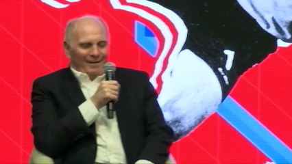 "Unten steht die Polizei": Hoeneß und Maier erzählen witzige Einbruch-Story