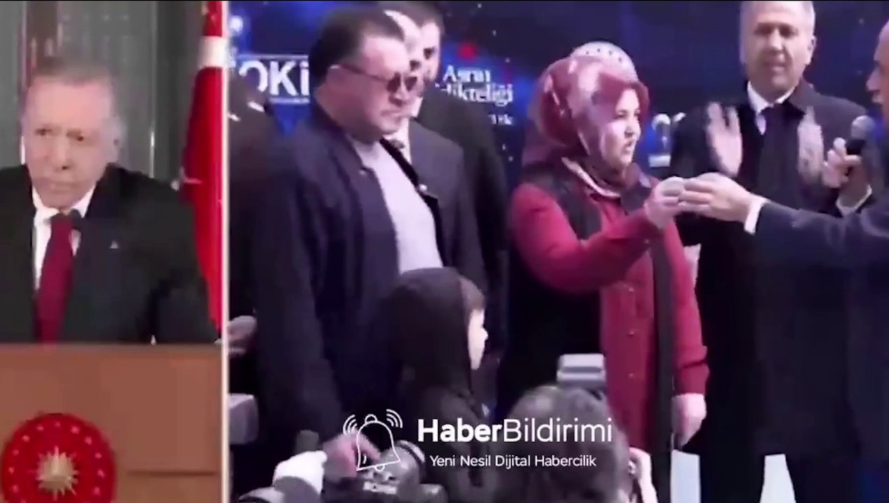 Deprem konutları teslim töreninde dikkat çeken an: Dairesini görmediğini söyleyen depremzede uyarı aldı; 'Gördük çok güzel' dedi