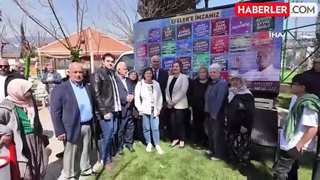 Efeler Belediyesi Umurlu Mahallesi'ndeki halı sahayı hizmete açtı