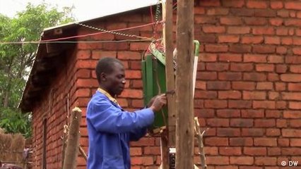 Malawi: A teen innovator brings light to his village