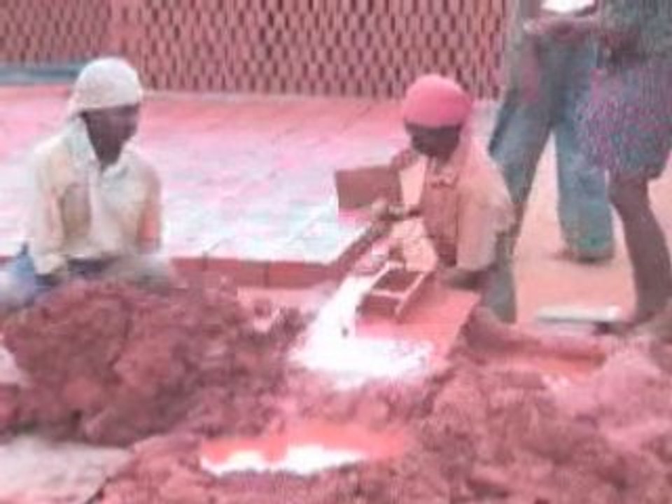 Fabrication de briques - Inde