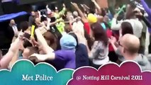 Increible Policia Bailando en carnaval 2011