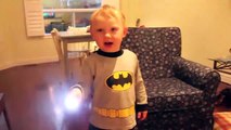 Pequeño Batman combatira el crimen con sus músculos