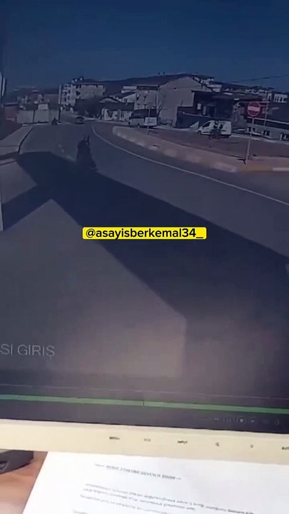 Kaza değil facia | Küçük çocuğu havaya fırlattı! Yer: Sultanbeyli