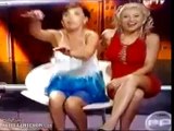 Conductora enseña todo en programa en Vivo