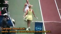 Caroline Wozniacki y Dominika Cibulkova  Bailando Regueton