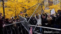 Eufórico escenas como Ocupar la calle Muro de los manifestantes