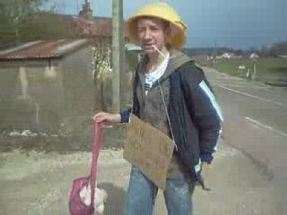 Regis fait du stop