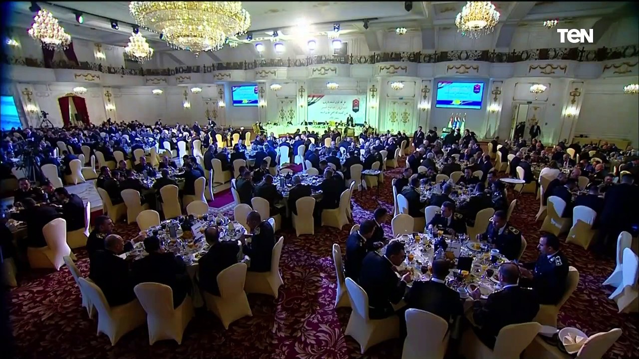الرئيس السيسى يشارك قادة القوات المسلحة حفل الإفطار السنوى بمناسبة ذكرى العاشر من رمضان