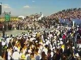 Recibe Calderón a  Benedicto XVI en su llegada a León Guanajuato