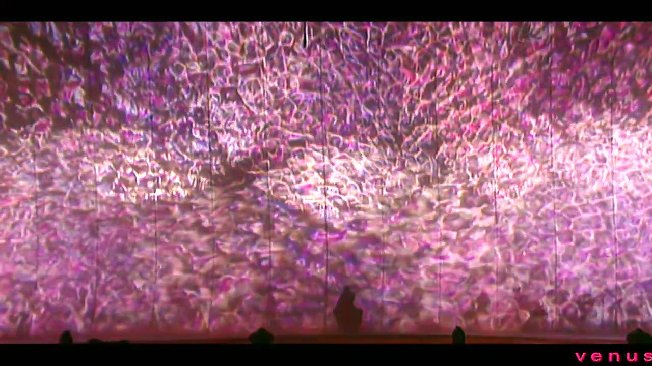 PATRICIA KAAS — Les chansons commencent | (Clip de Patricia Kaas pour la 1re fois en DVD) | de PATRICIA KAAS - CE SERA NOUS | (2000)