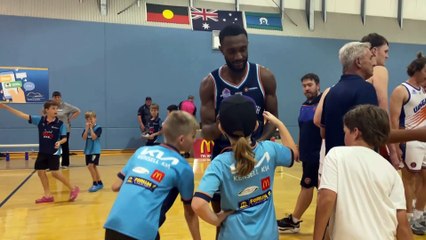 Tamworth Thunderbolts' US Stars Max Clark & Garric Young Shine in Big Win ⭐