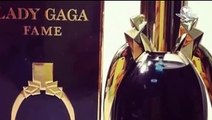 Lady Gaga publica la foto de su nuevo perfume FAME en Twitter