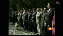 Interrumpe el Rocky Perro de Felipe Calderón durante Himno Nacional y huele al Presidente