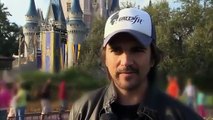 El cantante colombiano Juanes de visita en el Walt Disney World Resort