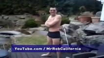 Estupido hombre salta en una piscina helada