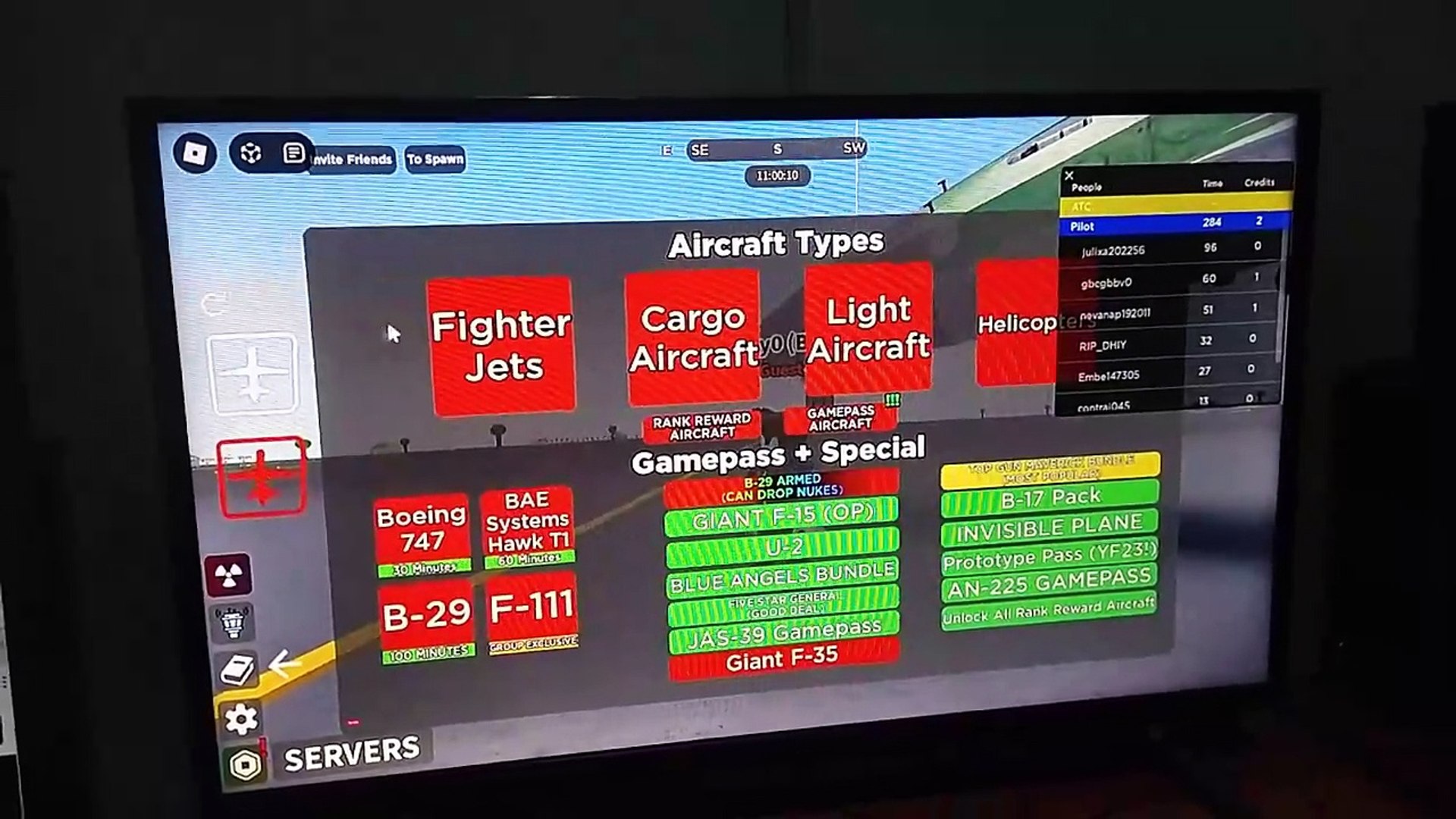 ⁣Roblox Fly Planes