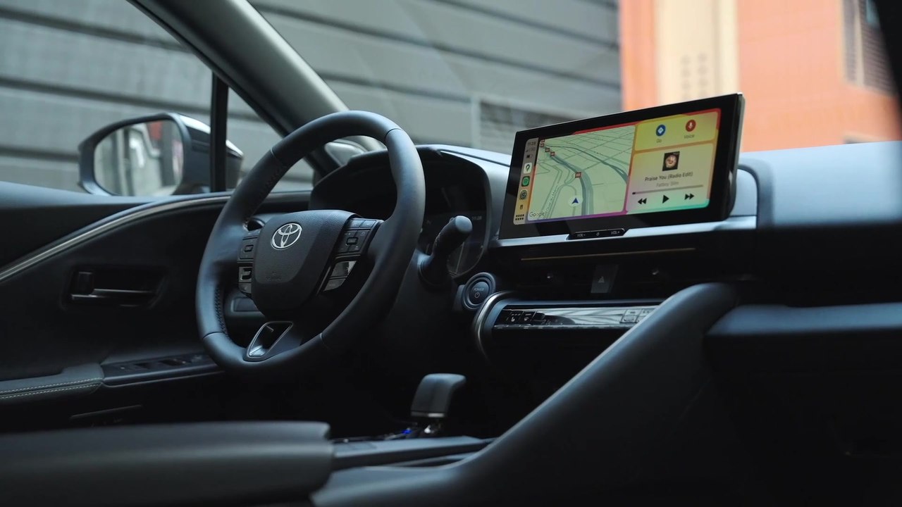 Der neue Toyota C-HR - Neue Technologien steigern Effizienz und Fahrkomfort