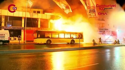 Beyoğlu'nda iki işyeri alev alev yandı