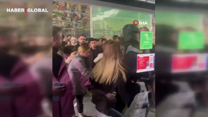 Zincirlikuyu’da “senin yüzünden metrobüse binemedim” kavgası!