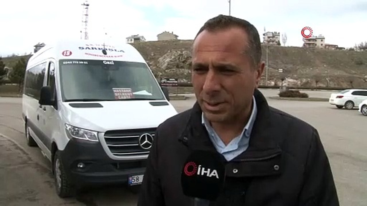 Sıfır km olarak aldığı araç kabusu oldu, servisten çıkamıyor