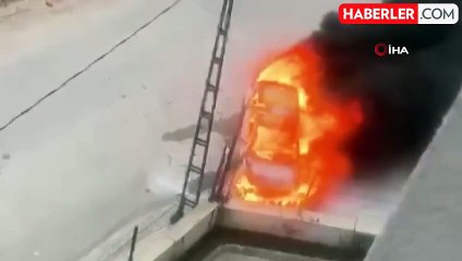Duvara çarpan otomobil alev alev böyle yandı