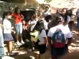 Jovenes graban golpiza a estudiantes en Guerrero