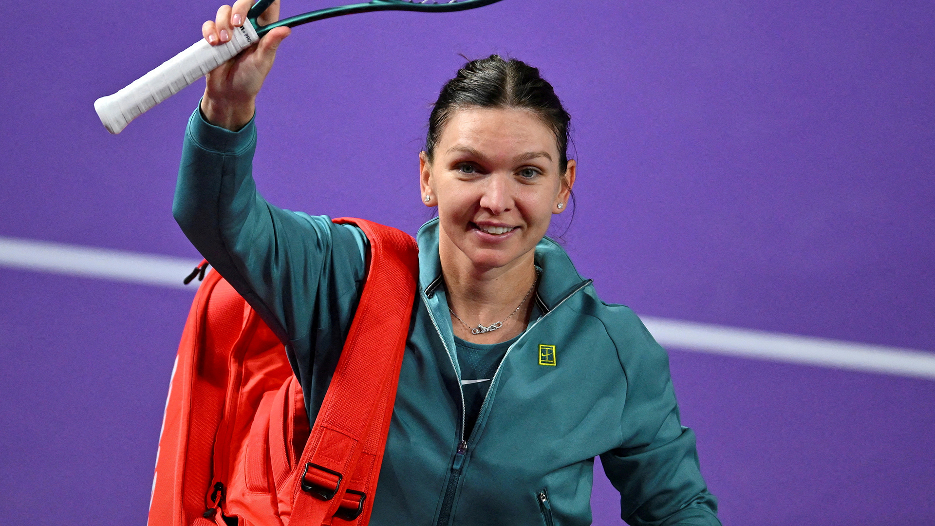 Wozniacki takes swipe at Halep's Miami wildcard entry