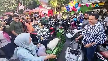 Anies-Cak Imin Nyari Takjil Vespaan Buat Nobar Hasil Pemilu