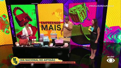 Empreendedora transforma hobby em fonte de renda fazendo bolsas de crochê