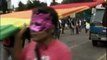 Los miembros de LGBT celebra el día del orgullo gay en Perú